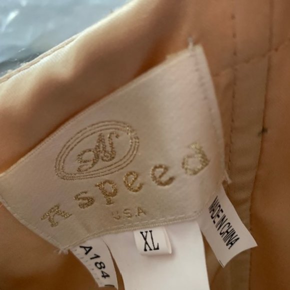 Formal gown - Picture 3 of 3